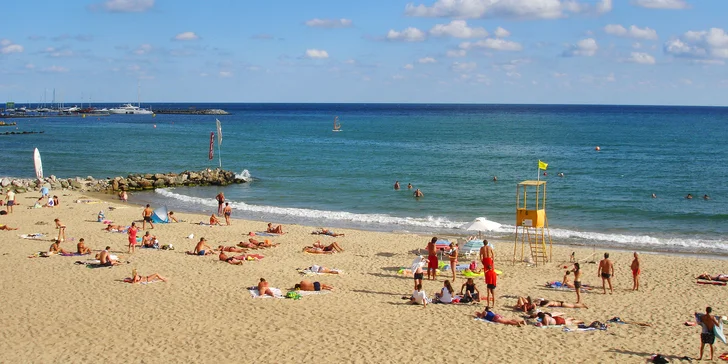 Letecky do Bulharska: 3 různé hotely se snídaní, polopenzí i all inclusive