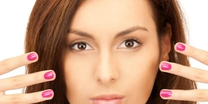 Manikúra Shellac pro krásnější a pevnější nehty