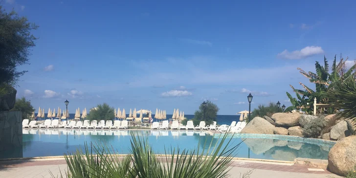 Kalábrie letecky z Brna: 8 dní v hotelu s polopenzí nebo light all inclusive