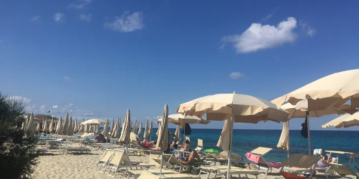 Kalábrie letecky z Brna: 8 dní v hotelu s polopenzí nebo light all inclusive