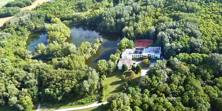 Jihozápadní Slovensko: pobyt s polopenzí, vířivkou a třeba i saunou a masáží
