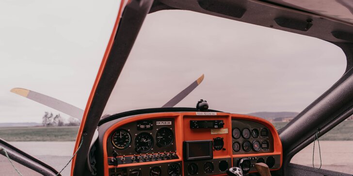 Pilotem na zkoušku: 20, 30 nebo 60 minut v ultralehkém letadle včetně instruktáže