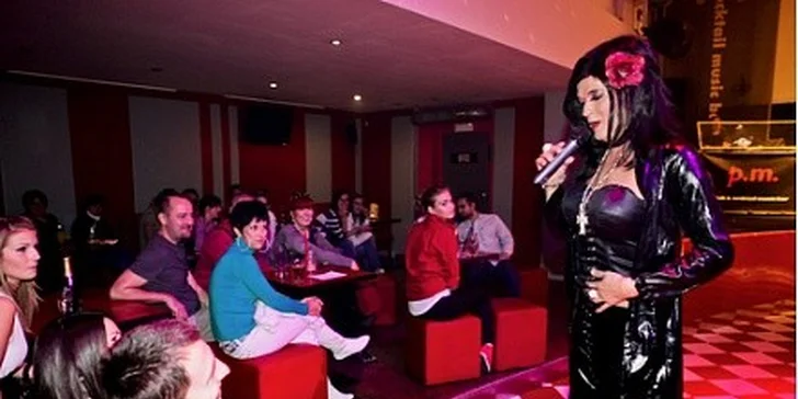 MEGA TRAVESTI SHOW v P.M. Club & Coctail music baru