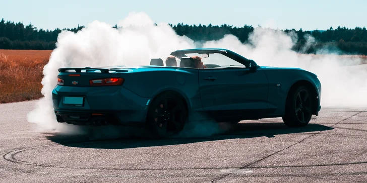 Jízda v Chevroletu Camaro Convertible: spolujízda, řízení i zapůjčení