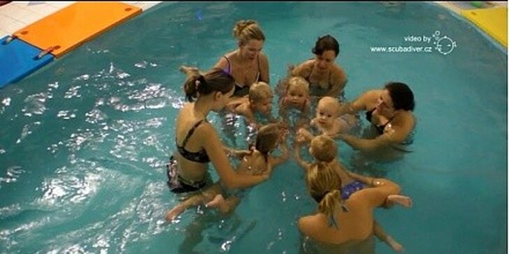 Tři lekce plavání rodičů s dětmi od 6 měsíců do 2 let