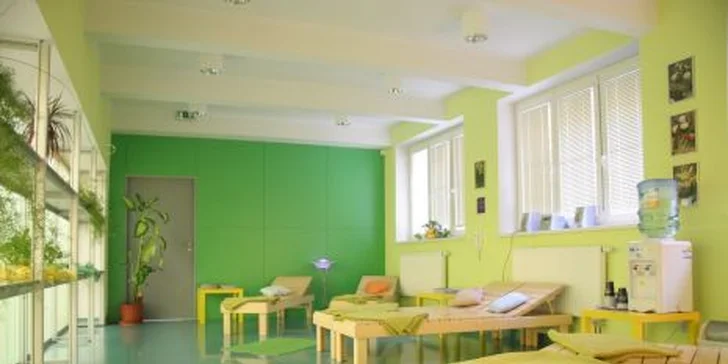 Sauna či vířivka na 1,5 hod s lahví sektu či vína