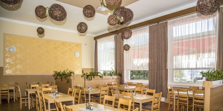 Zima nebo jaro na Lipně: pobyt v hotelu se snídaní či polopenzí