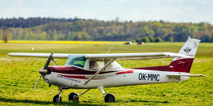 Seznamovací let v letadle Cessna: 20 minut ve vzduchu včetně pilotování