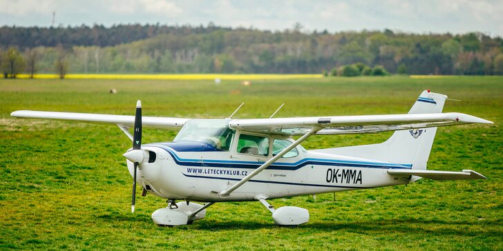 Seznamovací let v letadle Cessna: 25 minut ve vzduchu včetně pilotování