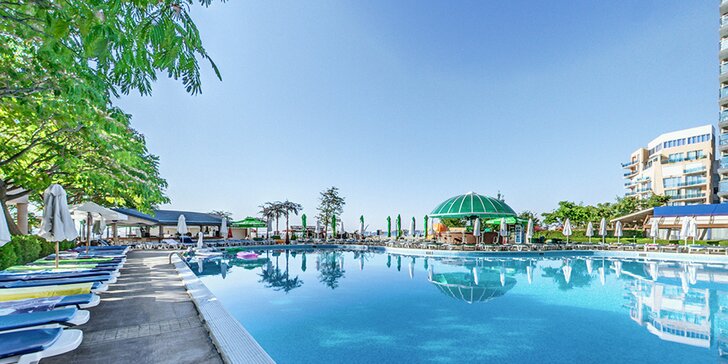 Sluneční pobřeží na 8 dní: dovolená v Bulharsku v hotelu s velkým bazénem a all inclusive