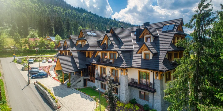 Pobyt ve 4* hotelu v Zakopaném: snídaně či polopenze a relax ve VIP wellness