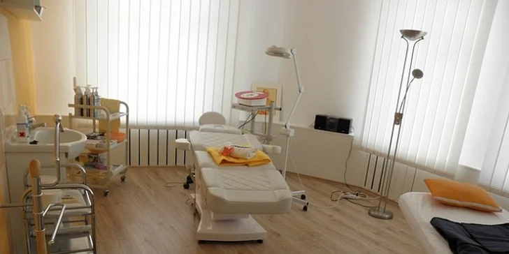 Masáž obličeje, krku a dekoltu + maska dle typu pleti