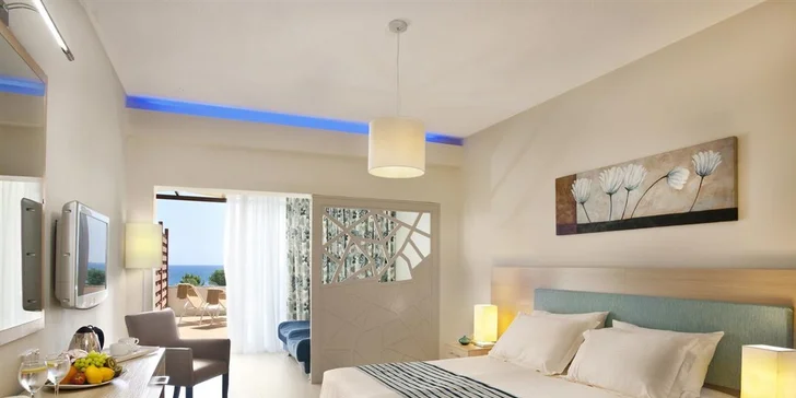 Letecky na krásný jižní Kypr: 10 nebo 11 nocí v hotelu u pláže a s all inclusive