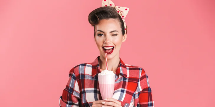 Mňam, to si pochutnáte: rolovaná zmrzlina, milkshake i palačinka dle výběru