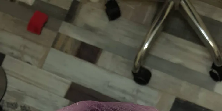 Krásná hned po probuzení: Permanentní makeup obočí metodou shading ombre