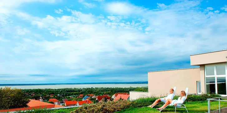 Dovolená přímo u Balatonu: pobyt s polopenzí a neomezeným wellness