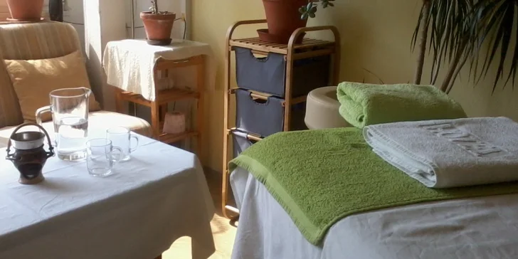 Ty pravé masáže: 60 až 120 minut léčebné masáže zad a šíje nebo i celého těla