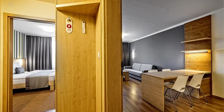 Apartmán sestává z ložnice, obývacího pokoje a kuchyňského koutu. 