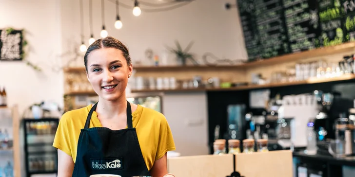 Speciální kolekce: Raw dort složený z 8 druhů