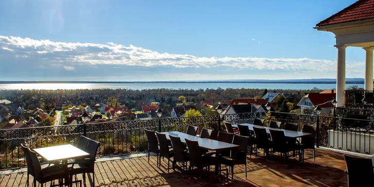 Dovolená u Balatonu: pobyt s polopenzí a neomezeným wellness v saunové zóně, vířivkách i bazénu, 2 děti zdarma