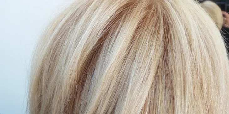 Moderní střih pro pány nebo pro dámy s možností barvení včetně stylingu