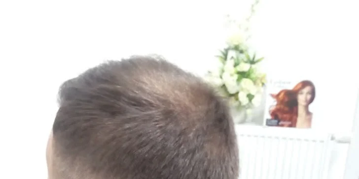 Moderní střih pro pány nebo pro dámy s možností barvení včetně stylingu
