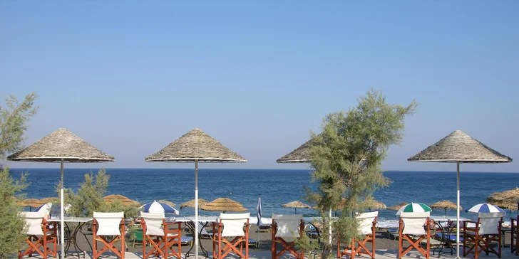 Romantické Řecko: ostrov Santorini letecky, hotel jen 300 m od pláže