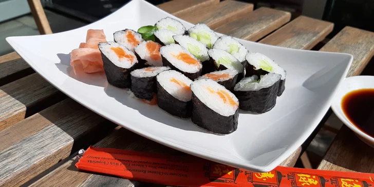 Sushi sety dle výběru: až 32 kousků, varianta i pro vegetariány