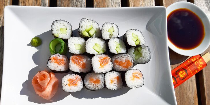 Sushi sety dle výběru: až 32 kousků, varianta i pro vegetariány