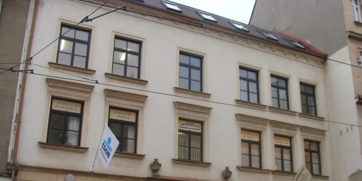 Do podzimu s novou hřívou: střih, barvení i melír pro všechny délky vlasů