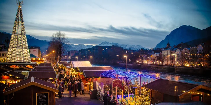 Adventní Innsbruck i s návštěvou magického světa křišťálu Swarovski
