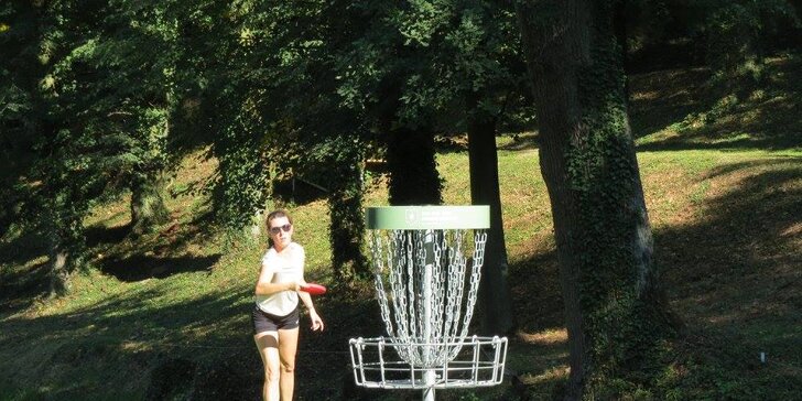 Zábava na disc golfu: Celodenní vstupné pro 1-4 osoby