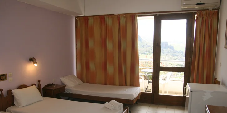 Letecky na 8 nebo 15 dní na Krétu: hotel u pláže, bazén a polopenze