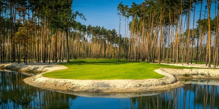 Golfový resort na Slovensku: ubytování v apartmánu nebo historickém zámečku