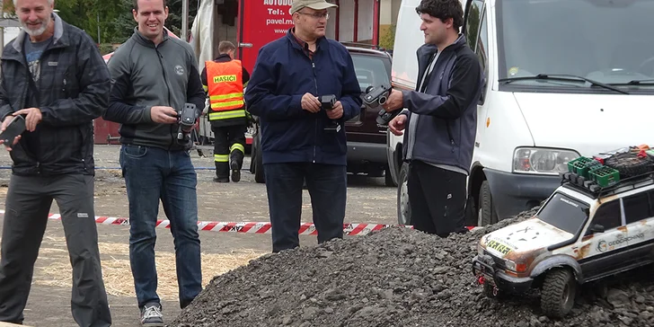 Vstupné do RETROMĚSTEČKA...: víkend plný tradic a zábavy pro celou rodinu