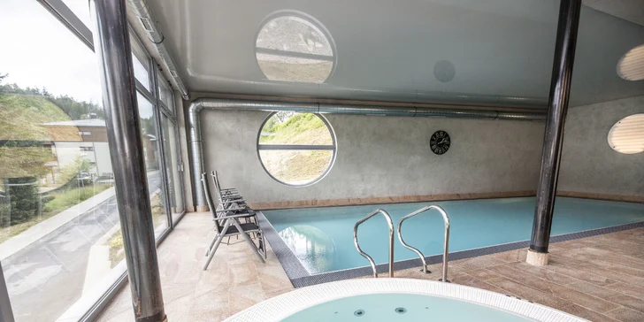 Wellness pobyt v Janských Lázních: snídaně či polopenze, bazén, vířivka i sauna