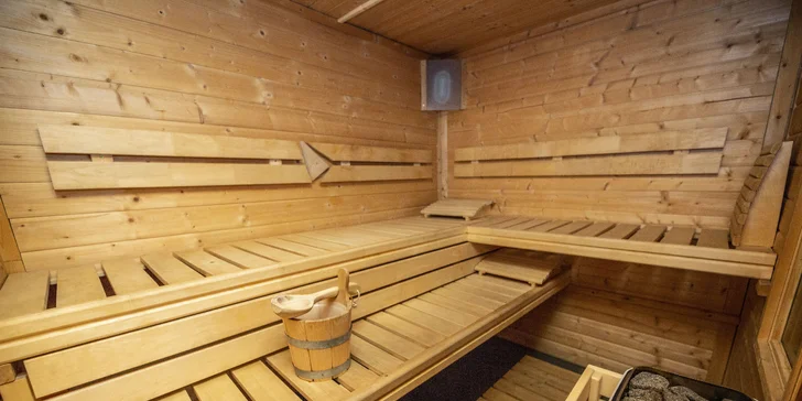 Wellness pobyt v Janských Lázních: snídaně či polopenze, bazén, vířivka i sauna