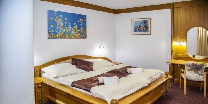 Pobyt ve 4* hotelu v Beskydech: polopenze a neomezeně bazén i sauna