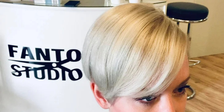 Střih, foukaná, styling a regenerační zábal pro všechny délky vlasů