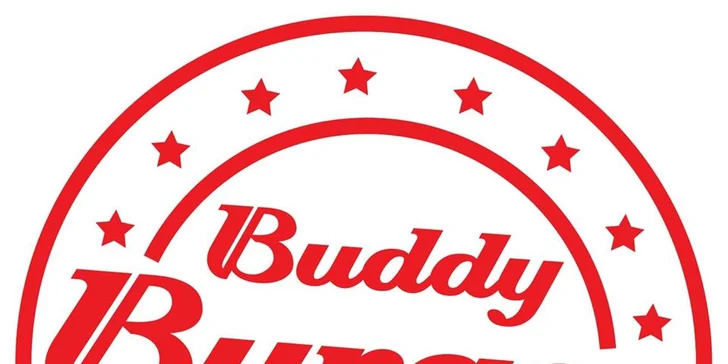 Kuřecí nebo vege burger podle výběru i s hranolky a dipem