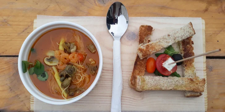 Šnečí degustační menu pro dva: ragú, zapečené filé, polévka i grilovaní šneci