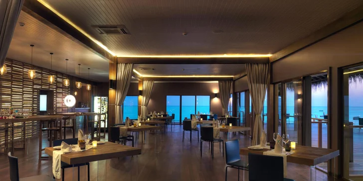 Luxusní dovolená na Maledivách: 6–12 nocí v 5* hotelu s all inclusive, bazénem a vířivkou, česky hovořící delegát na telefonu