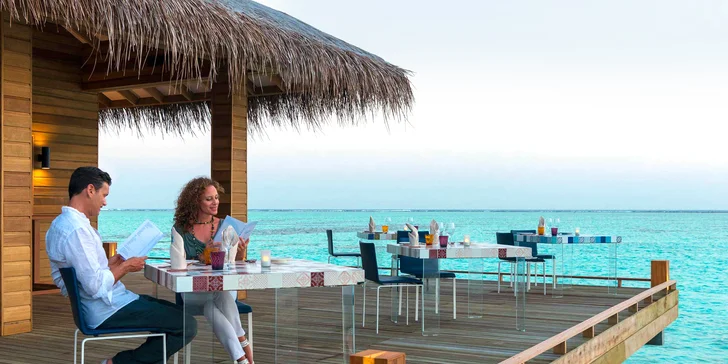 Luxusní dovolená na Maledivách: 6–12 nocí v 5* hotelu s all inclusive, bazénem a vířivkou, česky hovořící delegát na telefonu