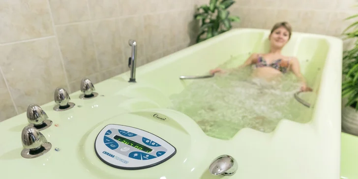 Relaxační pobyt v srdci Karlových Varů s polopenzí, wellness a procedurami