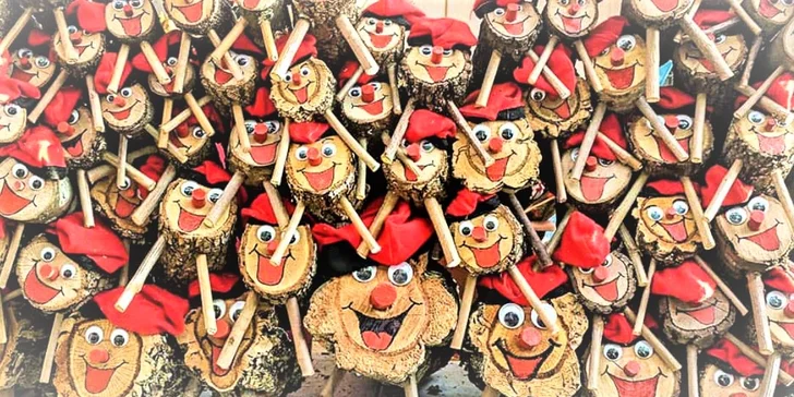 Letecký zájezd do adventní Barcelony: ubytování na 3 noci se snídaní i služby průvodce