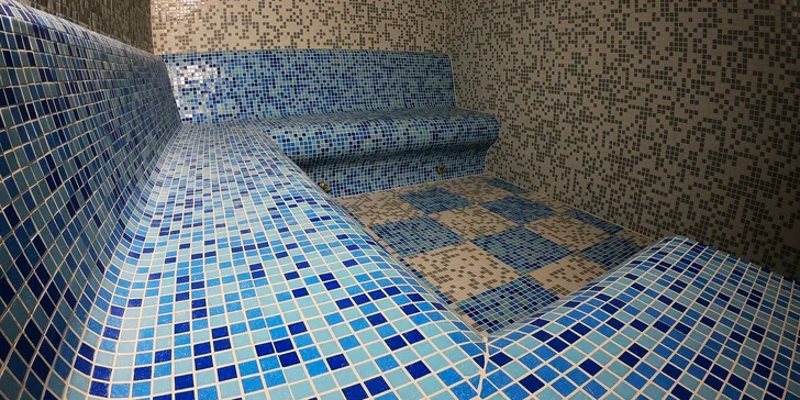 Privátní wellness s lahví prosecca pro pár: 60–90 minut relaxace v naprostém soukromí