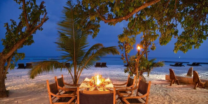 Nádherný pobyt v 5* resortu na exotických Maledivách: 6–12 nocí s all inclusive a lekcemi jógy, česky hovořící delegát na telefonu