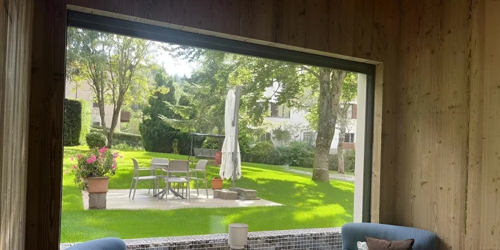 Pro ty, kteří dávají přednost aktivnímu odpočinku, je připravený fotbálek a ping-pong.

