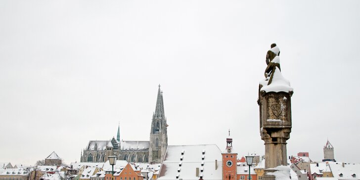 Vánoční den jako z pohádky: zámek Linderhof a malebný advent v Regensburgu