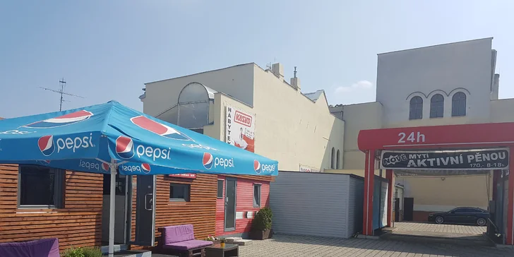 Péče o auto: renovace zašlých a matných světel v Prostějově